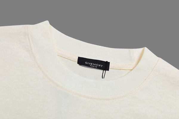 ブランドTシャツ側面デザイン